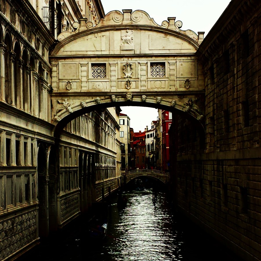 Ponte dos Suspiros em Veneza 